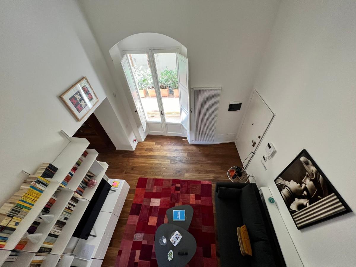 Apartment Flo House *